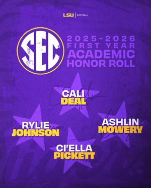 Image post by @LSUsoftball on Twitter