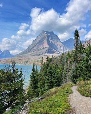 Image post by @nationalparkscollective on Instagram