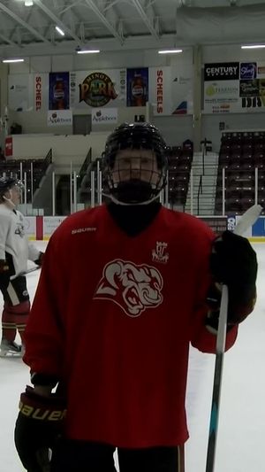 Video post by @TaurosHockey on Facebook