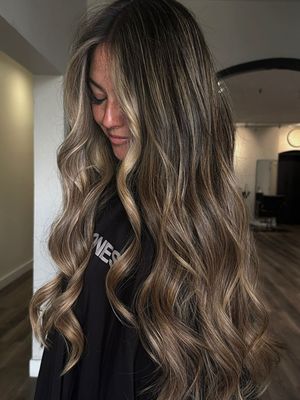 Image post by @dangerjonesbalayage on Instagram