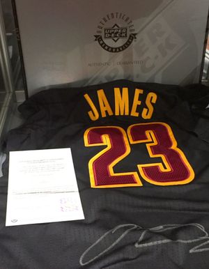 Image post by @CavsTeamShop on Twitter/X