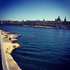 Image post by @robertaborsari on Instagram