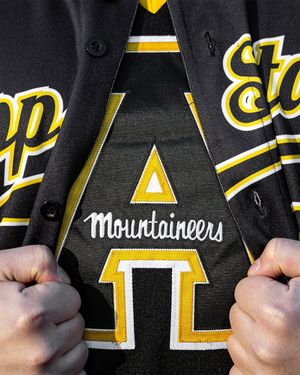 Image post by @appstatecheerleading on Instagram