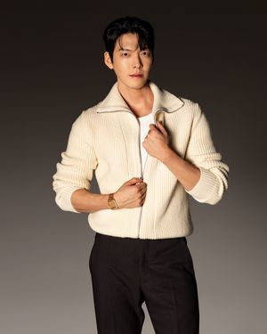 Image post by @harpersbazaarkorea on Instagram