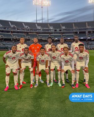 Image post by @phxrisingfc on Instagram