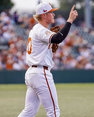 Image post by @texasbaseball on Instagram