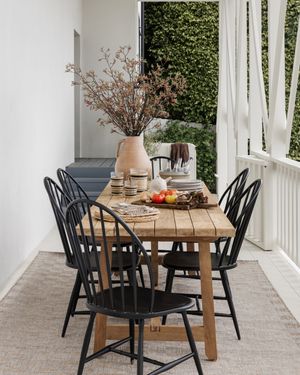 Image post by @shoppeamberinteriors on Instagram