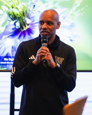 Image post by @uwathletics on Instagram