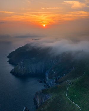 Image post by @thewildatlanticway on Instagram
