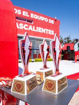 Image post by @clubnecaxa on Instagram