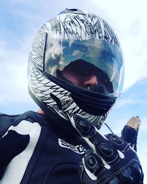 Image post by @zero_gravityx on Instagram
