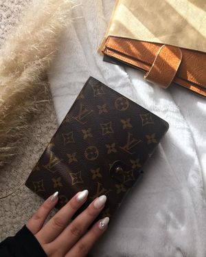Image post by @impresslashes on Instagram