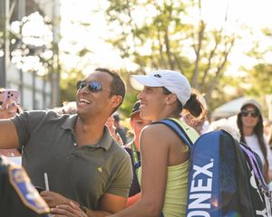 Image post by @creditonecharlestonopen on Instagram