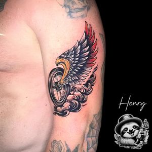 Image post by @whitesloth.tattoo on Instagram