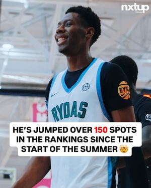 Image post by @nxtuphoops on Instagram