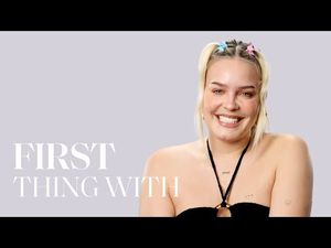 Video post by @ELLE on YouTube