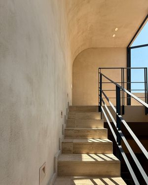 Image post by @bloqe.real.estate on Instagram