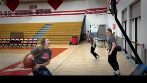 Image post by @ValdersGirlsBasketball on Facebook