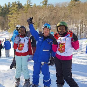 Image post by @mountsunapeeresort on Facebook