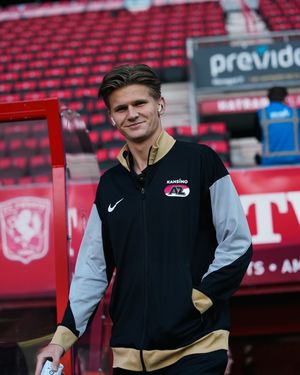 Image post by @azalkmaar on Instagram