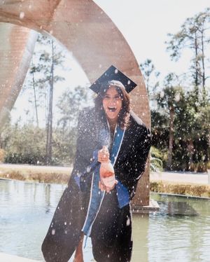 Image post by @maddiesswfphotography on Facebook