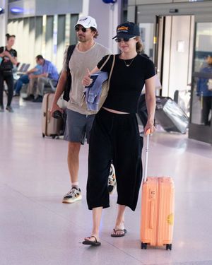 Image post by @people on Instagram