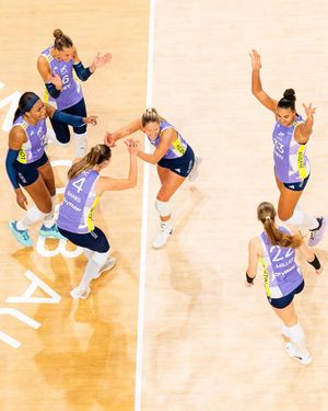 Image post by @lovbatx on Instagram