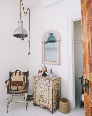 Image post by @kirstenalana on Instagram