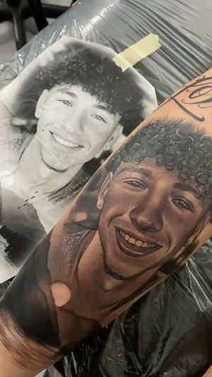 Video post by @skindesigntattoos on Instagram