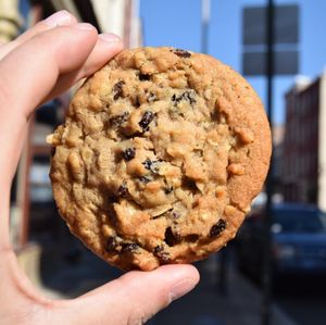 Image post by @insomniacookies on Instagram