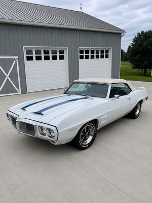 Image post by @barrett_jackson on Instagram