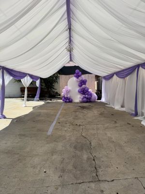 Image post by @majesticinglewoodpartyrentals on Instagram