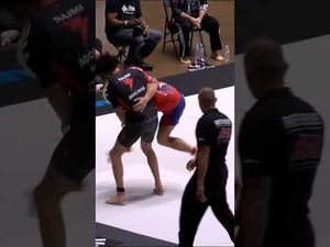 Video post by @FloGrappling on YouTube