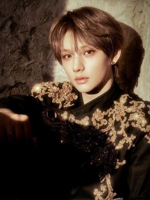 Image post by @ellemenhk on Instagram