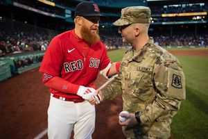 Image post by @redturn2 on Instagram