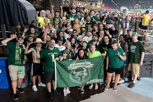Image post by @USFFootball on Twitter