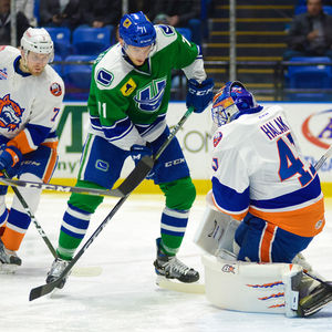 Image post by @uticacomets on Instagram