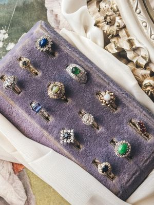 Image post by @maejeanvintage on Instagram