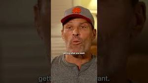 Video post by @tonyrobbinslive on YouTube