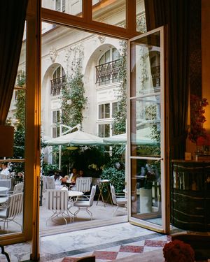 Image post by @rosewoodhoteldecrillon on Instagram