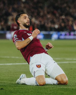 Image post by @westham on Instagram