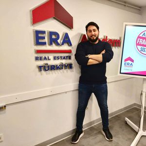 Image post by @emresahin.marketing on Instagram