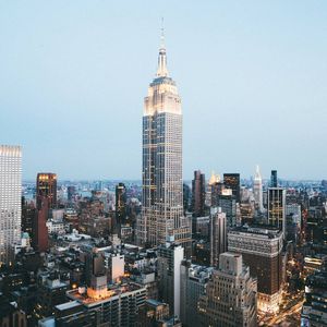 Image post by @EmpireStateBldg on Twitter