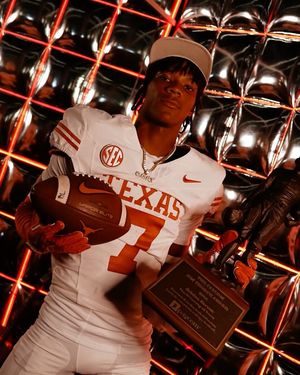 Image post by @texasfootball on Instagram