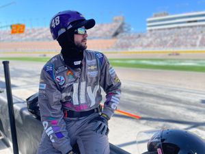 Image post by @allyracing on Twitter