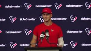 Video post by @houstontexans on YouTube