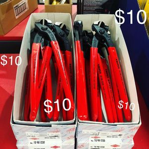 Image post by @sacfasteners on Instagram