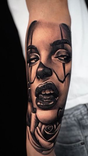 Video post by @skindesigntattoos on Instagram