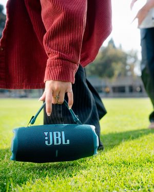 Image post by @jblkorea on Instagram