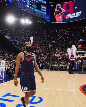 Image post by @laclippers on Instagram